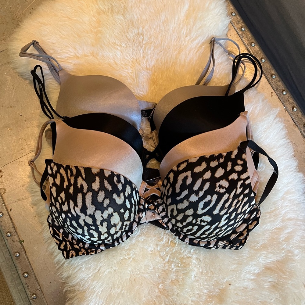 34c lot of VS push-up bras